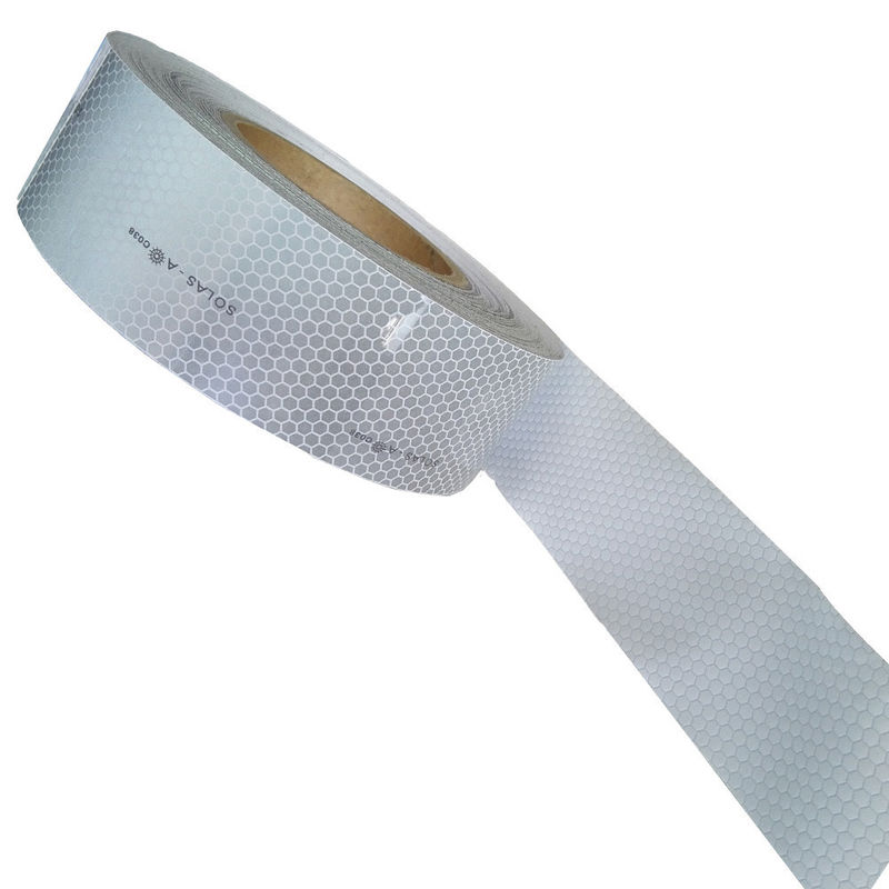 50mm*45.72m 온도 범위-40°F ~ 176°F 내구성 3-5년 암흑 솔라 반사 테이프